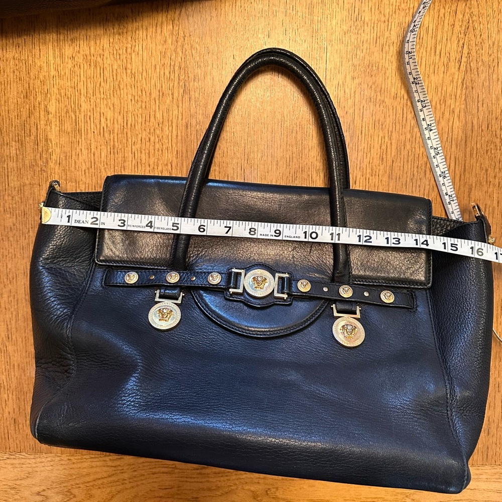 Authentic VERSACE SATCHEL HANDLE BAG BLACK ! 😍